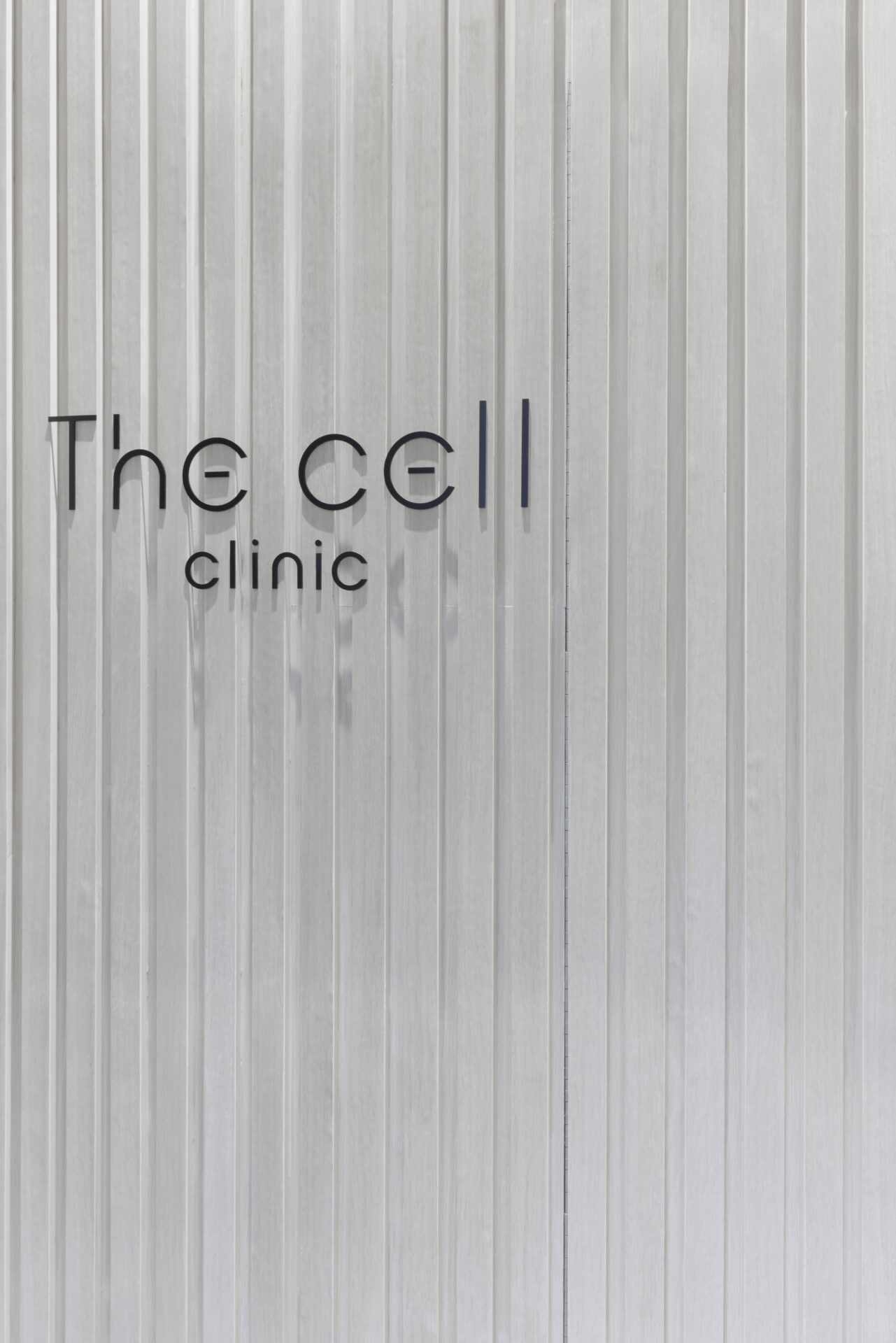 THE CELL CLINIC