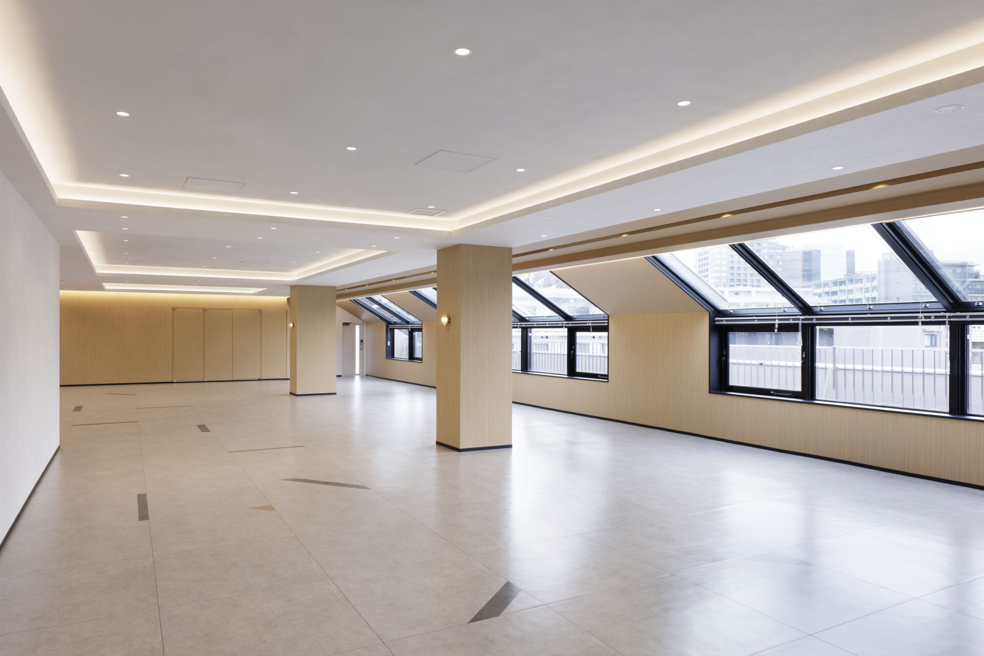 TRAILSITE Top-Floor